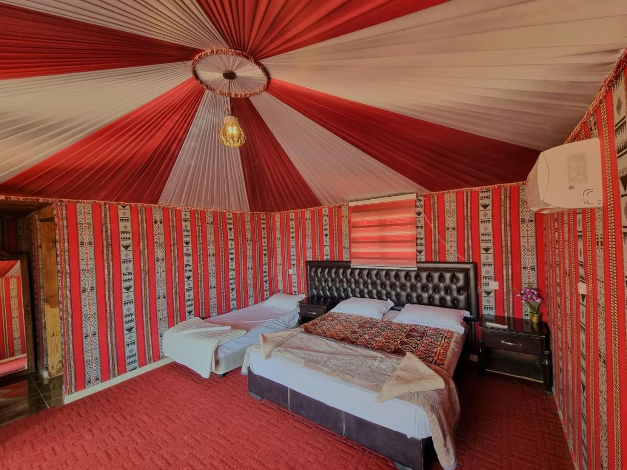 Eyad Wadi Rum desert camp Hotel Bagian luar foto