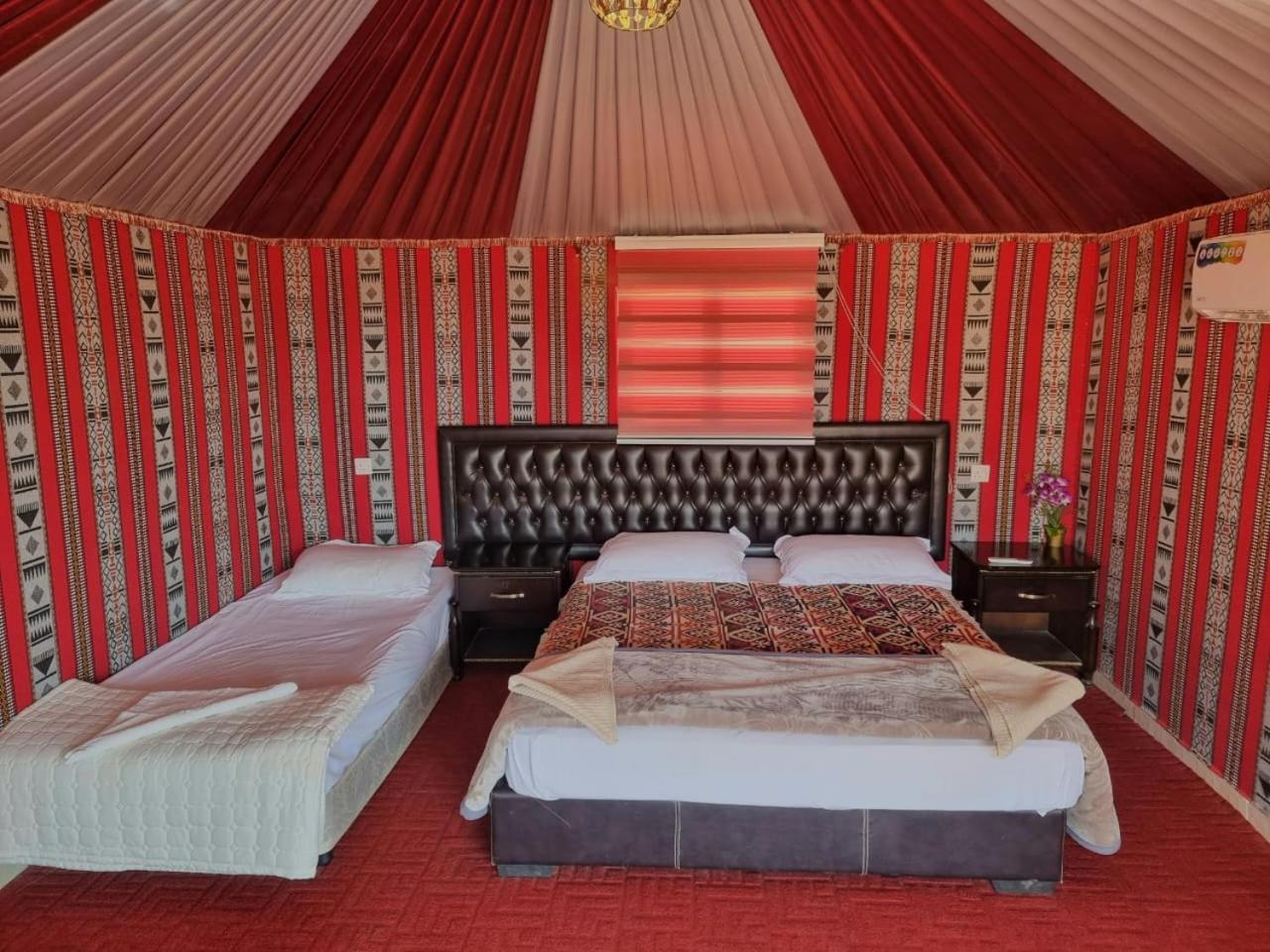 Eyad Wadi Rum desert camp Hotel Bagian luar foto