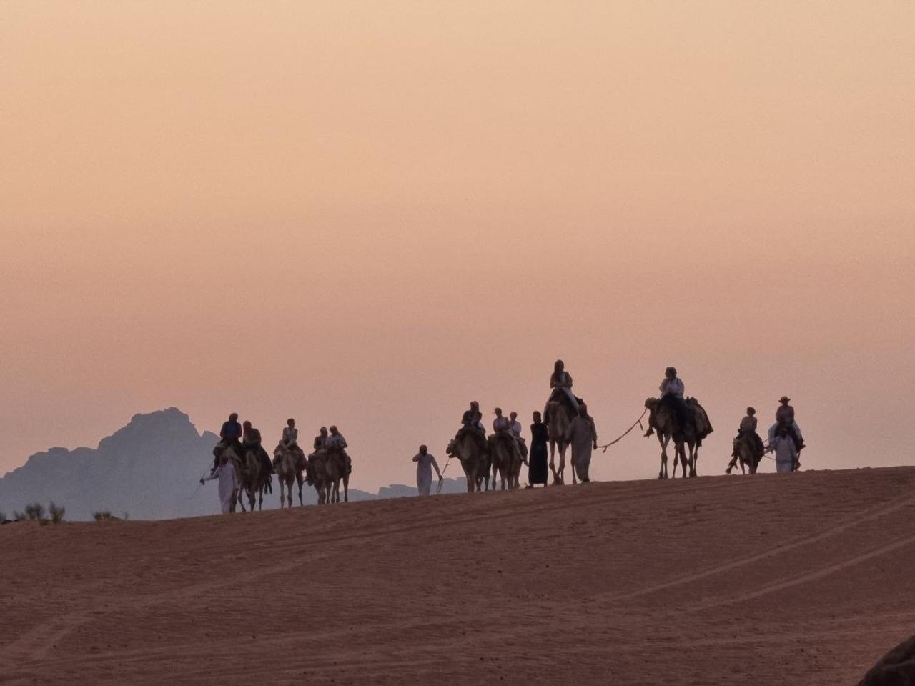 Eyad Wadi Rum desert camp Hotel Bagian luar foto